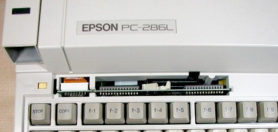 PC-286L LCDコネクタとROMボード
